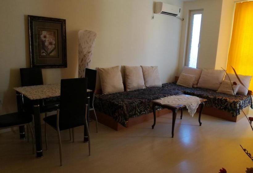 Krasi Apartments In Perla Complex