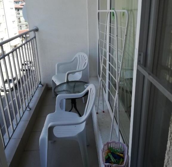 Krasi Apartments In Perla Complex