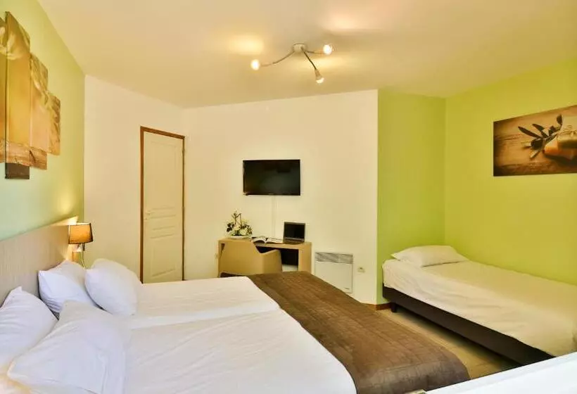 Les Arbousiers Village Hôtel Provençal