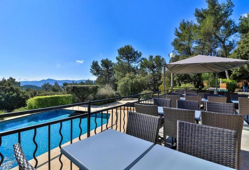 Les Arbousiers Village Hôtel Provençal