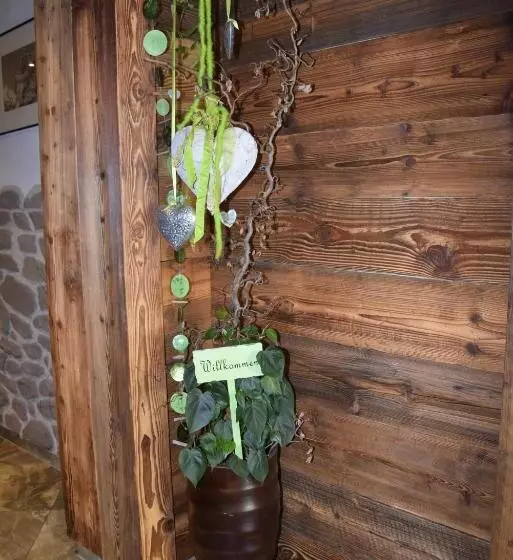 ペンション Restaurant   Sonnblick