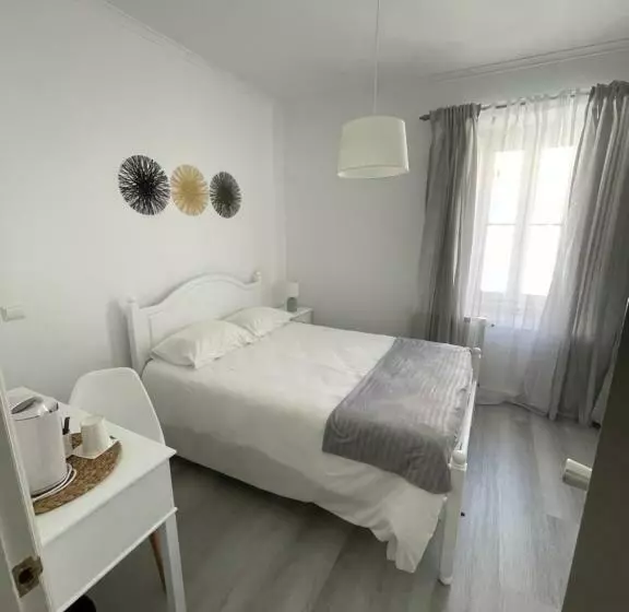 Majatalo Casa De Hospedes D. Maria Parreirinha