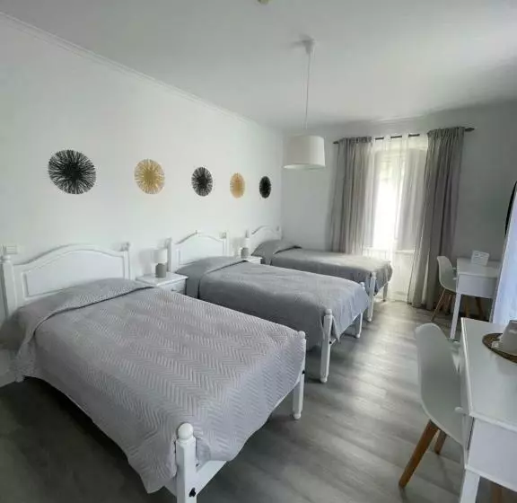 Majatalo Casa De Hospedes D. Maria Parreirinha