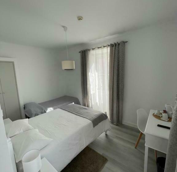 پانسیون Casa De Hospedes D. Maria Parreirinha