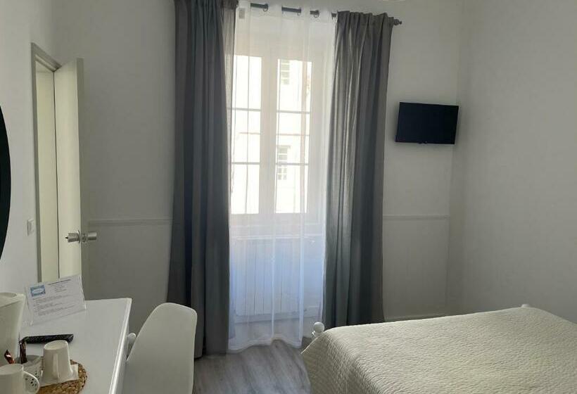 پانسیون Casa De Hospedes D. Maria Parreirinha