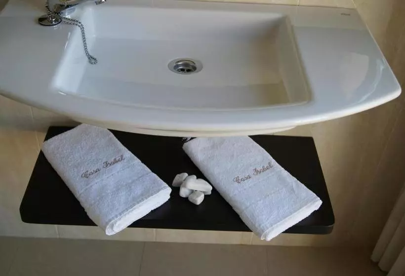 پانسیون Hostal Casa Isabel
