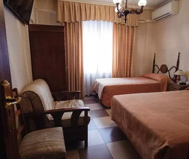 Majatalo Hostal Restaurante La Trucha