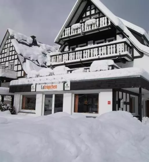 Pension & Ferienhaus Latröpchen