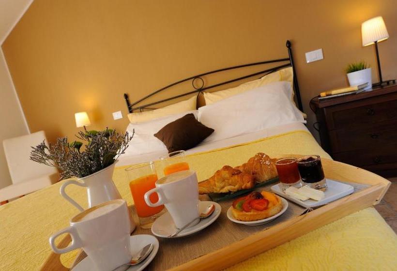 호텔 Agriturismo Il Vecchio Mandorlo