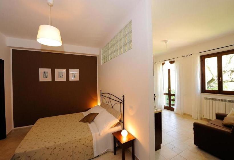 호텔 Agriturismo Il Vecchio Mandorlo