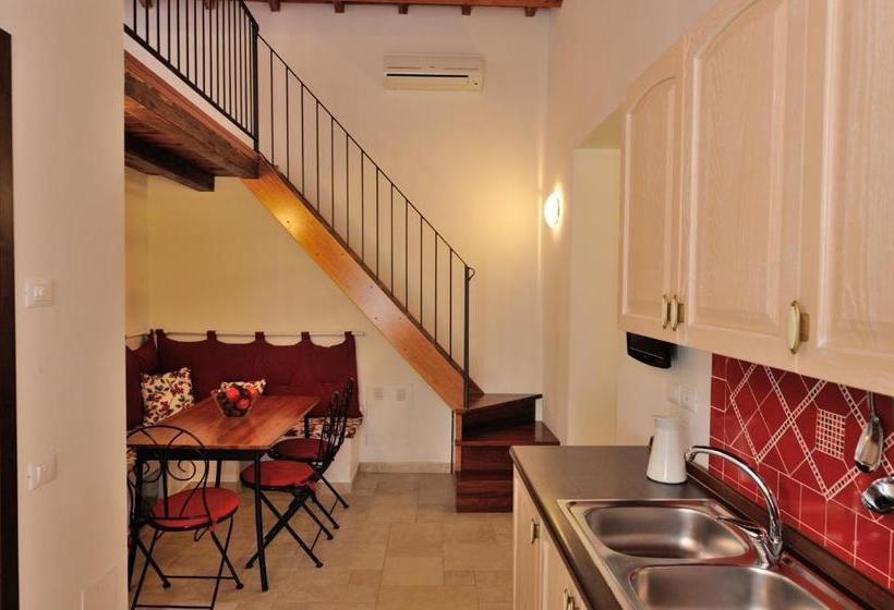 호텔 Agriturismo Il Vecchio Mandorlo