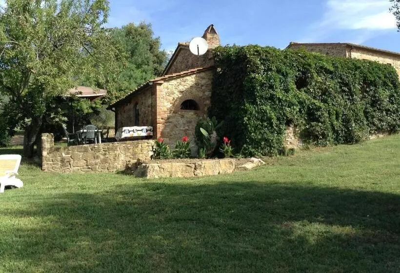 Hotelli Agriturismo La Fontanella & Glamping