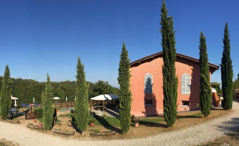 فندق Agriturismo Rimaggiori Relaxing Country Home