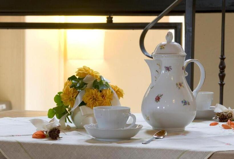 فندق Agriturismo Rimaggiori Relaxing Country Home