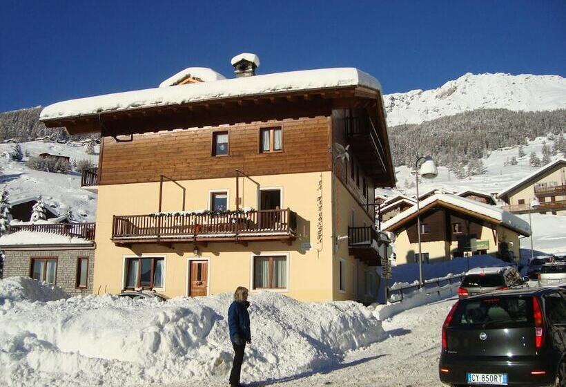 פנסיון Affittacamere La Falconetta