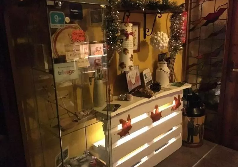 ペンション Alojamiento Bernabales