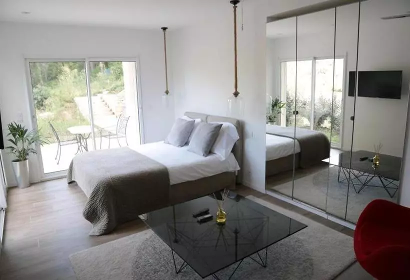 پانسیون Chambre D'hôtes Chez Samuel Bruno