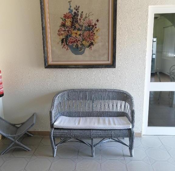 پانسیون Guesthouse Rsa By Umbral