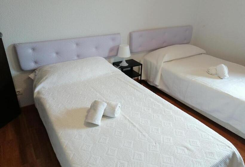 پانسیون Guesthouse Rsa By Umbral