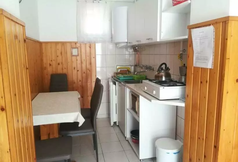 ペンション Pinczés Ház