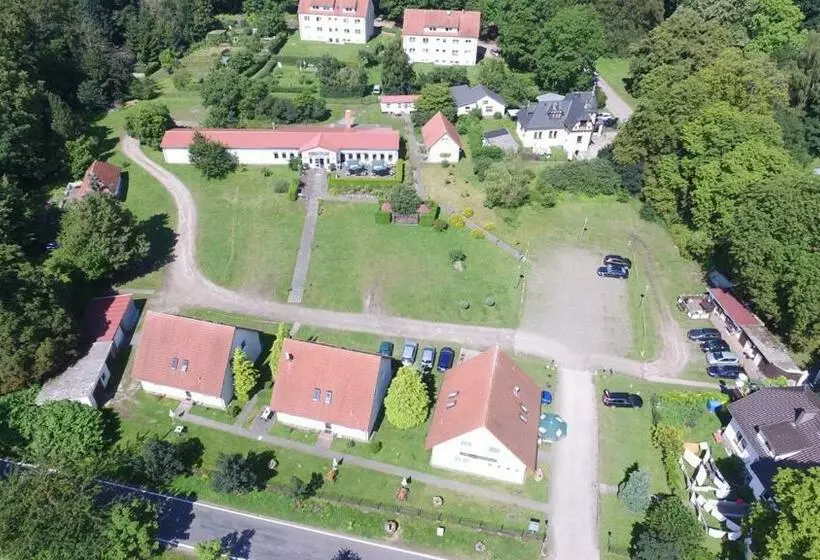 Majatalo Zum Schlossgarten