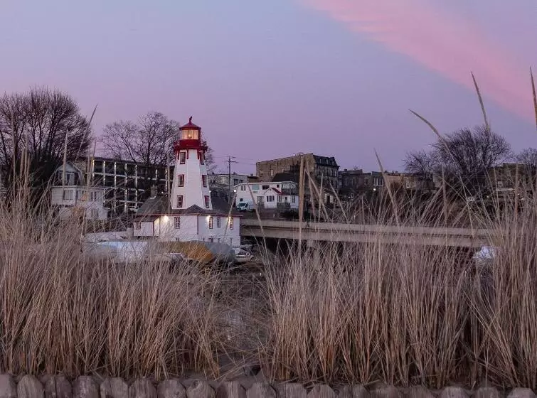 Retkeilymaja Inn At The Harbour