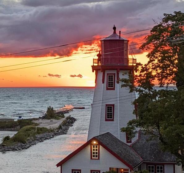 호스텔 Inn At The Harbour