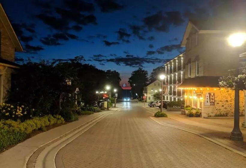 Retkeilymaja Inn At The Harbour