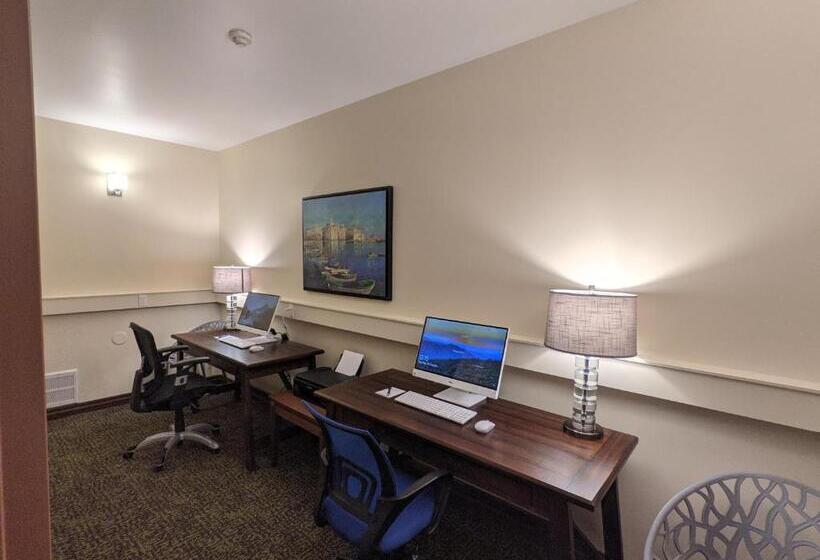 호스텔 Inn At The Harbour