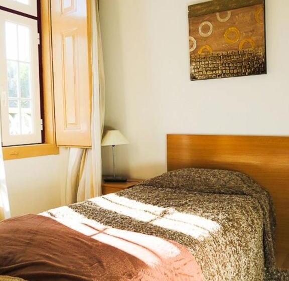 بنسيون Alojamento Cesarini