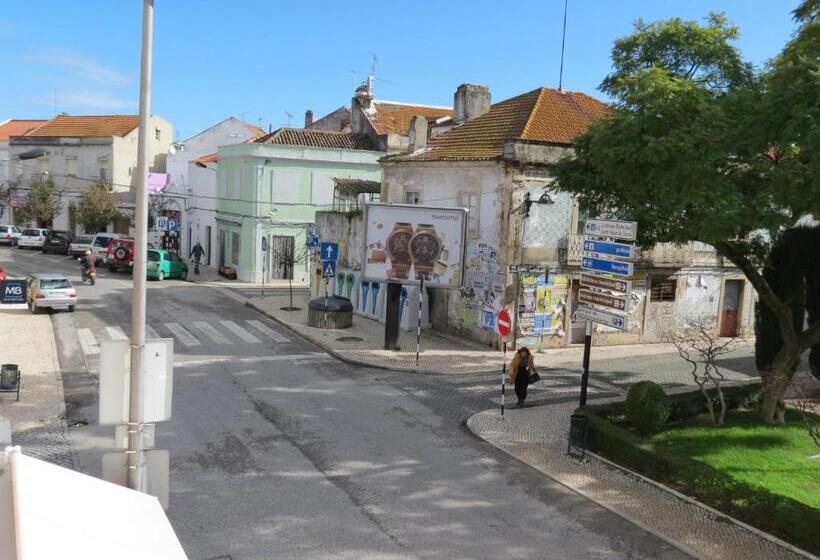 بنسيون Alojamento Cesarini