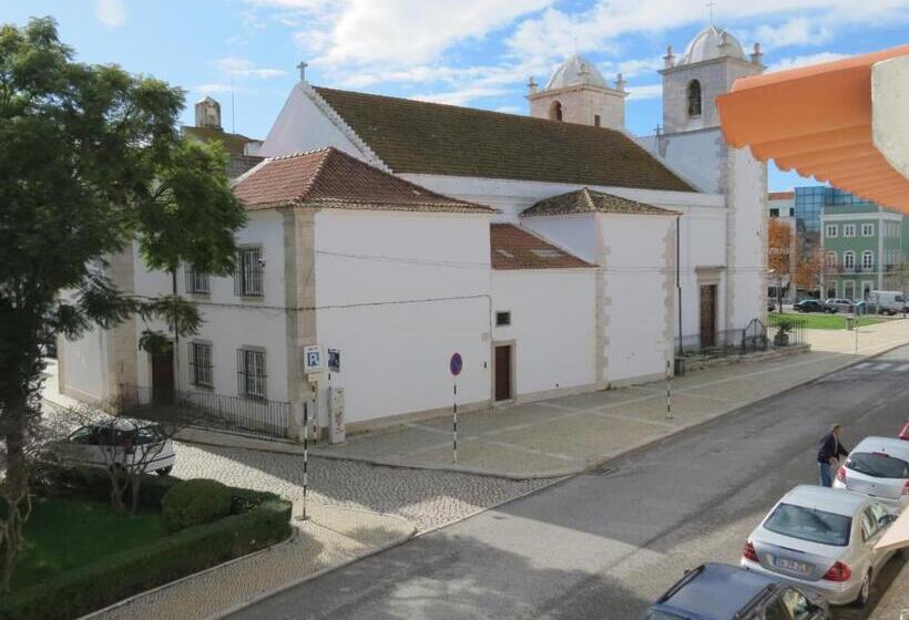 بنسيون Alojamento Cesarini