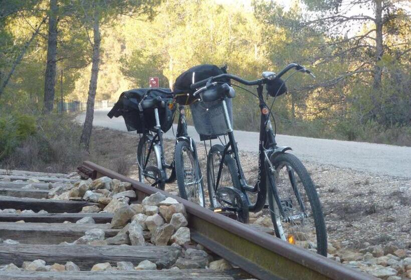 بنسيون Antiga Estació De Benifallet