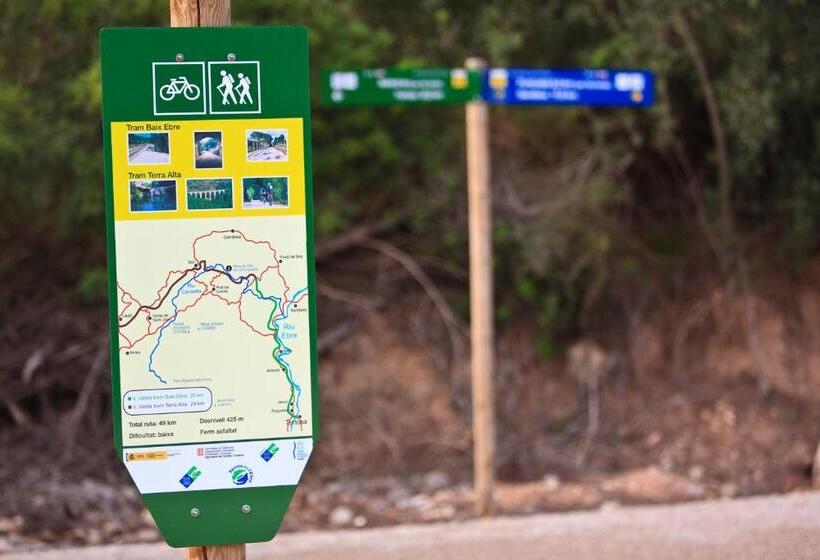 بنسيون Antiga Estació De Benifallet