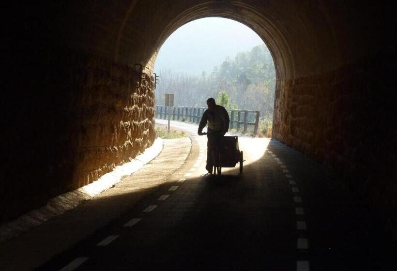 بنسيون Antiga Estació De Benifallet