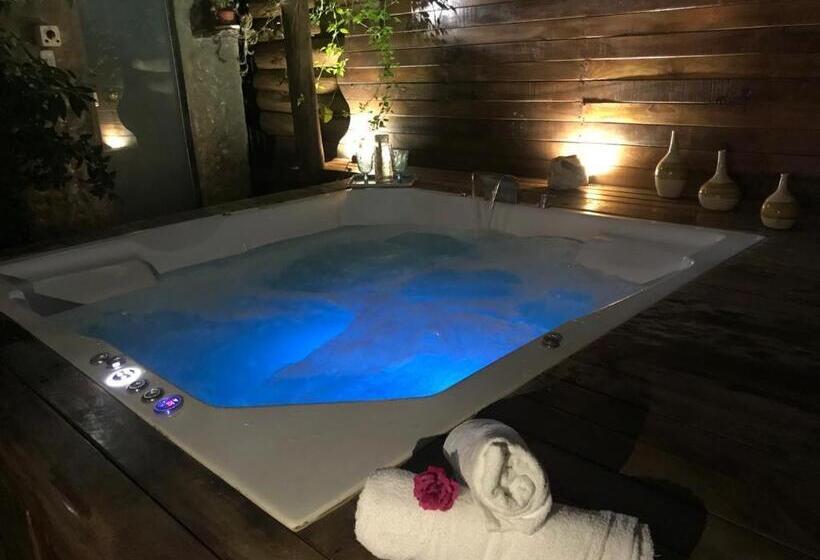 پانسیون Buddy's Hostel & Pousada Alto Paraiso