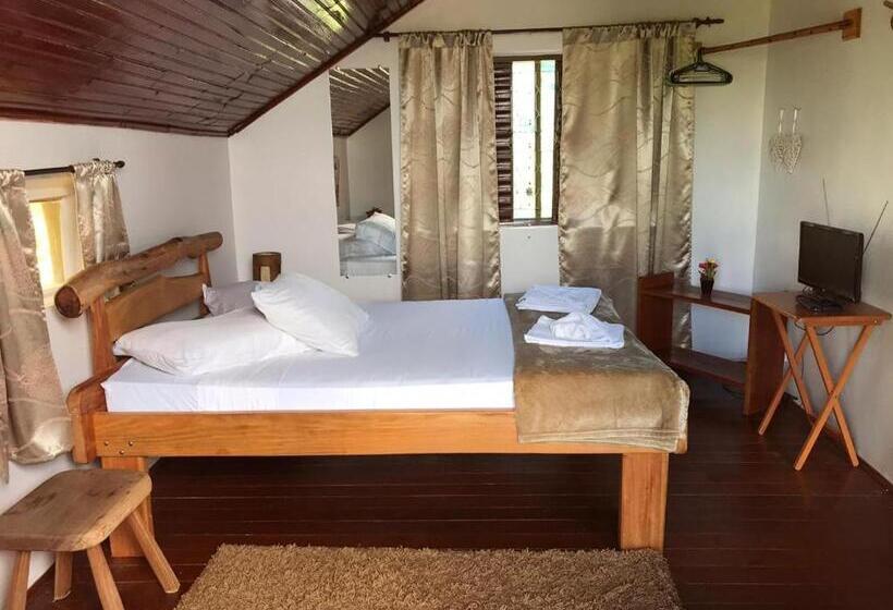 پانسیون Buddy's Hostel & Pousada Alto Paraiso