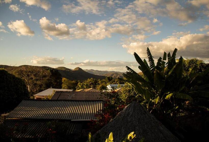 پانسیون Buddy's Hostel & Pousada Alto Paraiso