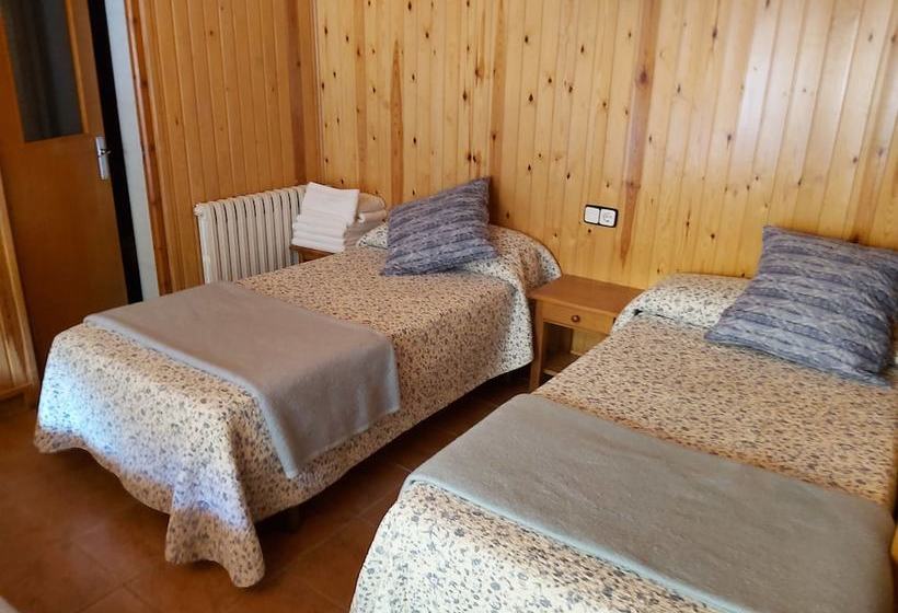 פנסיון Casa Peret De Pereto