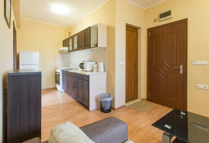 פנסיון Guest House La Casa