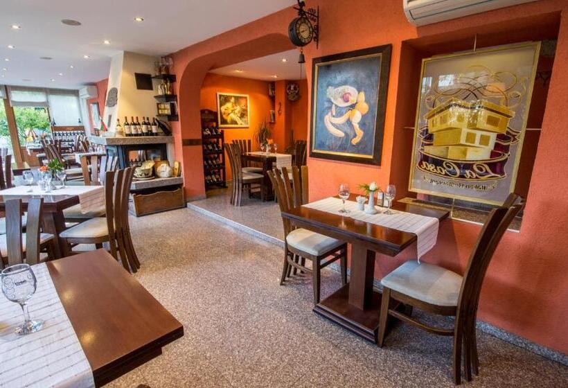 פנסיון Guest House La Casa