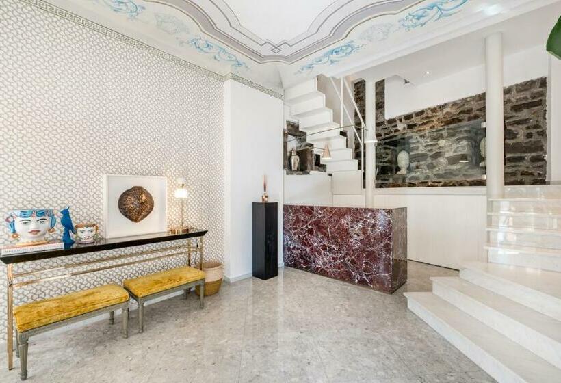 بنسيون La Torretta Lodge