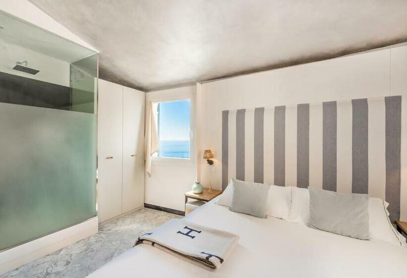 بنسيون La Torretta Lodge