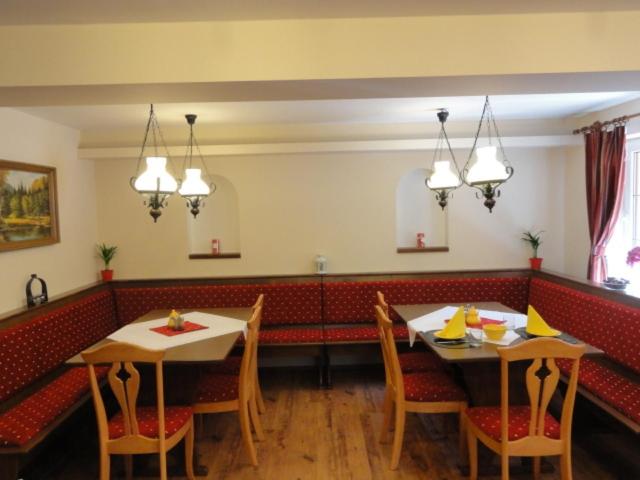 بنسيون Penzion Eka