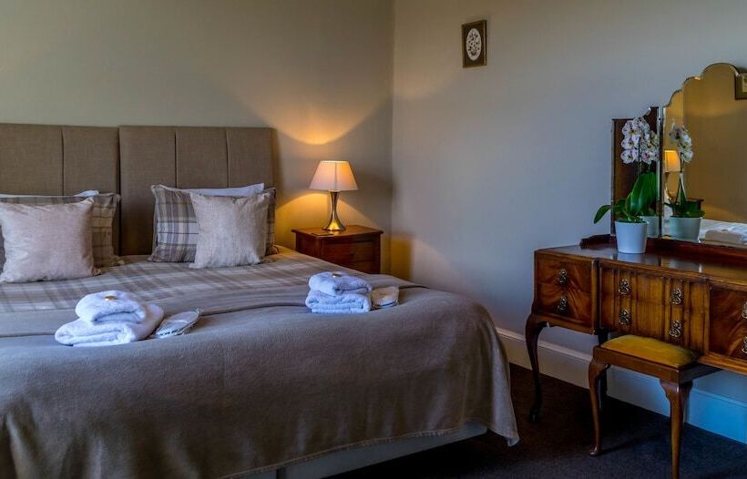 Pension The Tregortha B&b