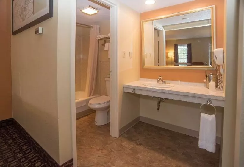 Retkeilymaja Colonnade Inn