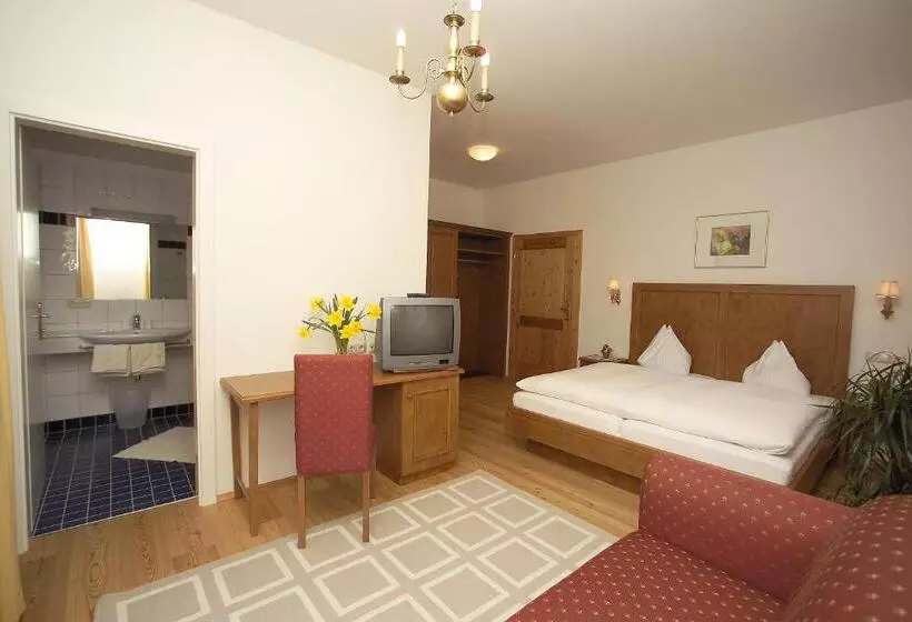 Retkeilymaja Gasthof Zur Post