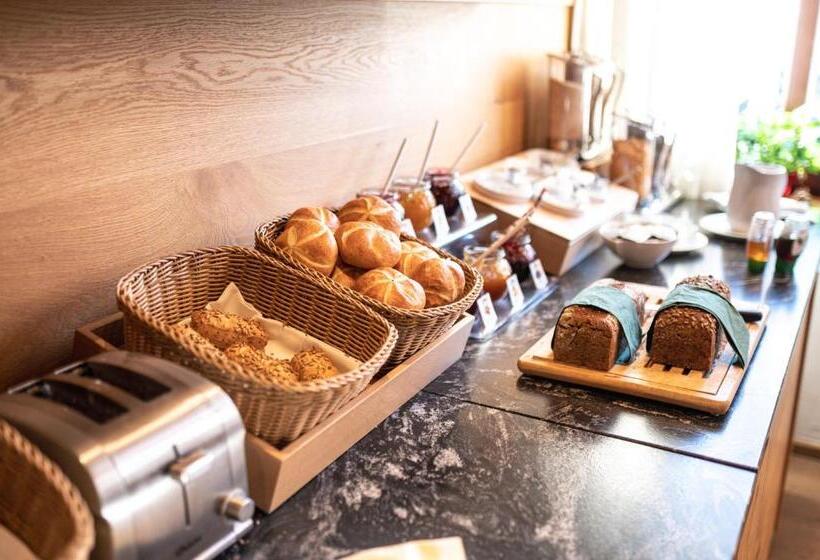 Albergue Gasthof Zur Post