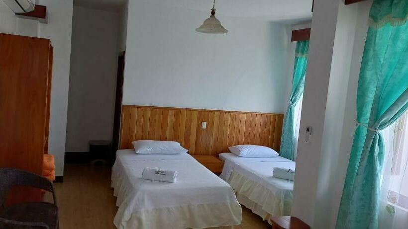 فندق صغير Sula Sula