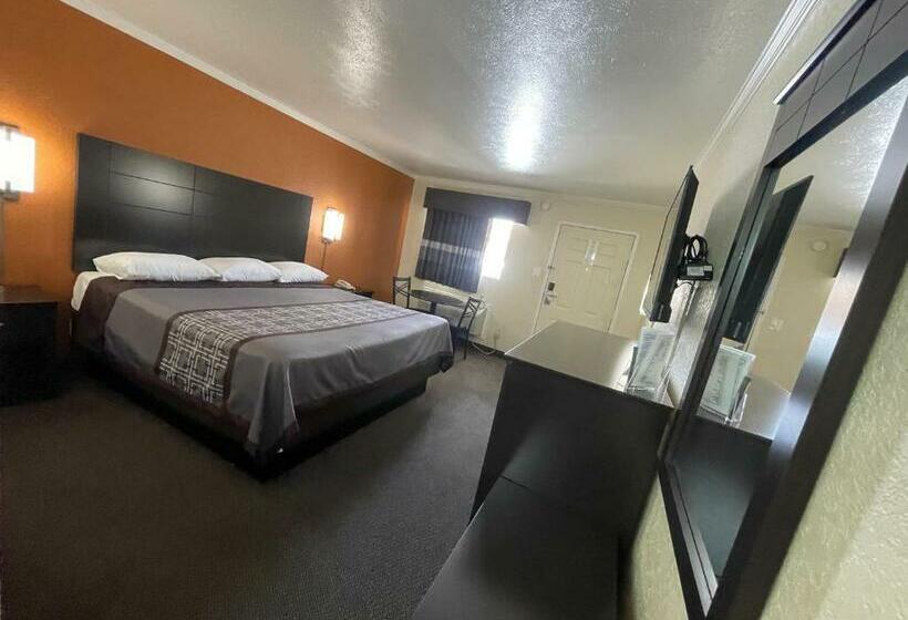 فندق صغير Lufkin Inn